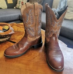 Ariat cowboy boots